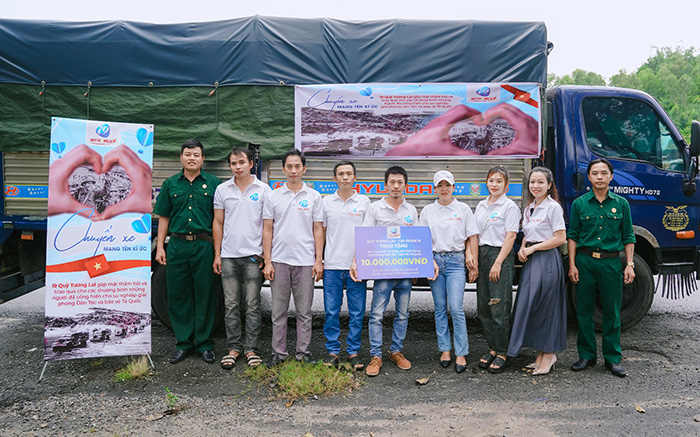 Đội ngũ hỗ trợ khách hàng chuyên nghiệp của b88 luôn sẵn sàng 24/7