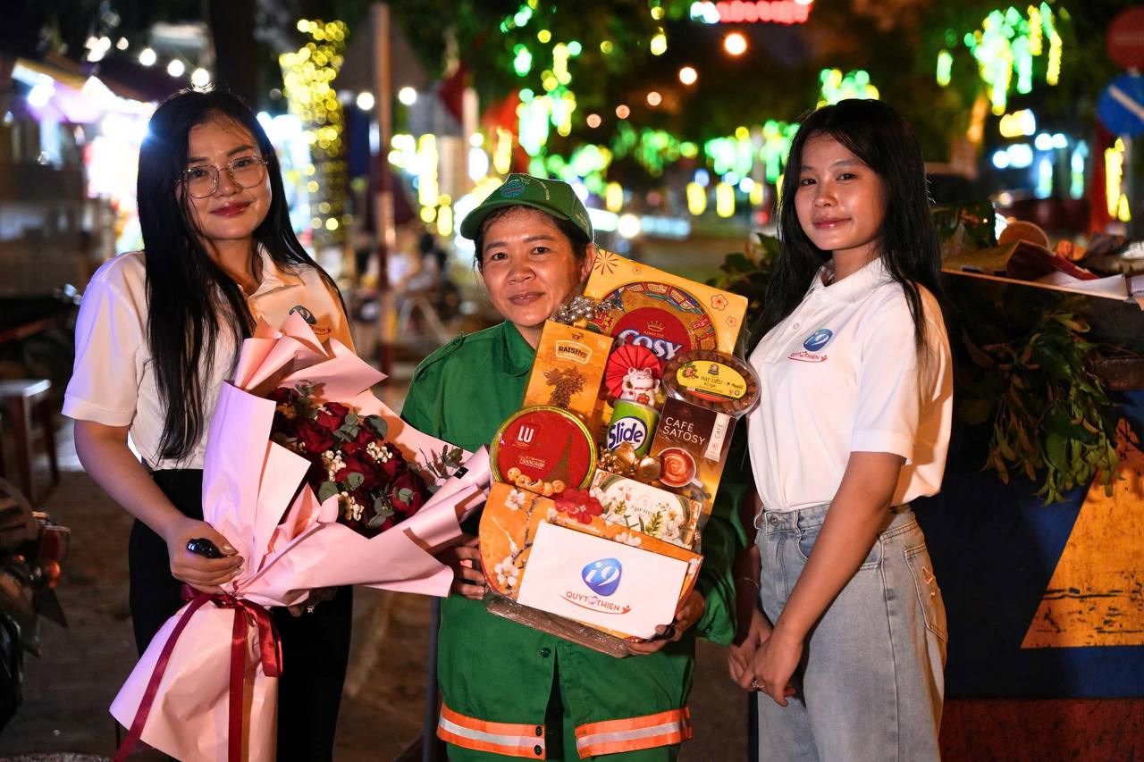 Hình ảnh minh họa chính sách bảo vệ người chơi vị thành niên tại b88, biểu tượng gia đình